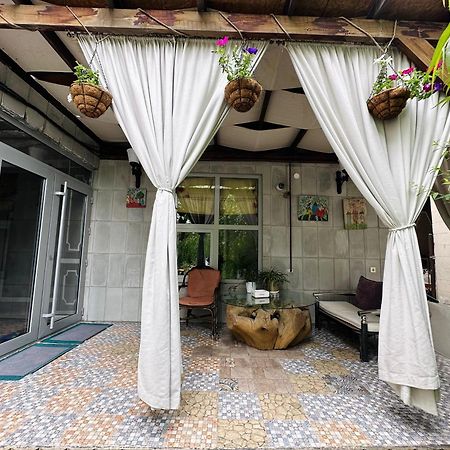 Art House Sweet Home Shymkent Eksteriør billede