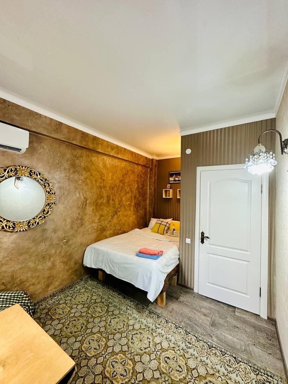 Art House Sweet Home Shymkent Eksteriør billede