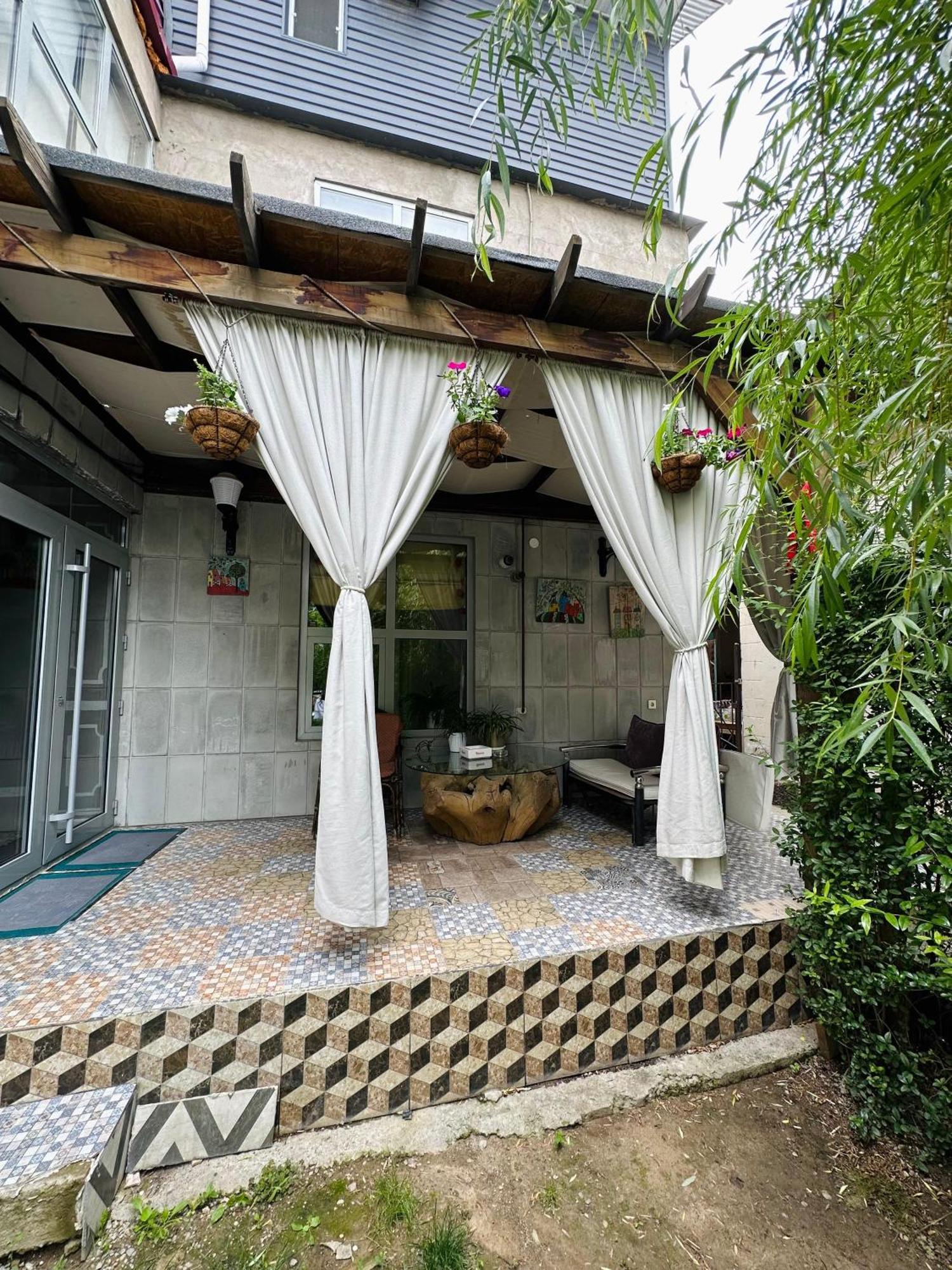 Art House Sweet Home Shymkent Eksteriør billede