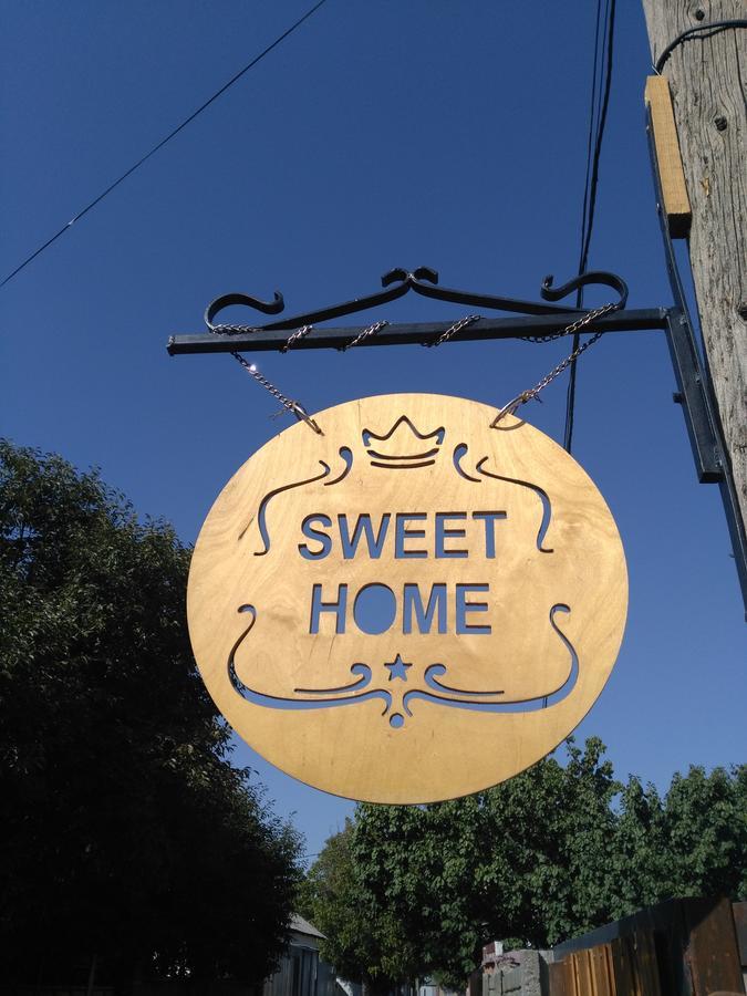 Art House Sweet Home Shymkent Eksteriør billede